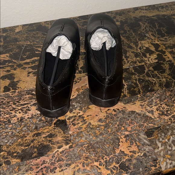 Easy Street Black Women's Flats NEW no box - Picture 4 of 6